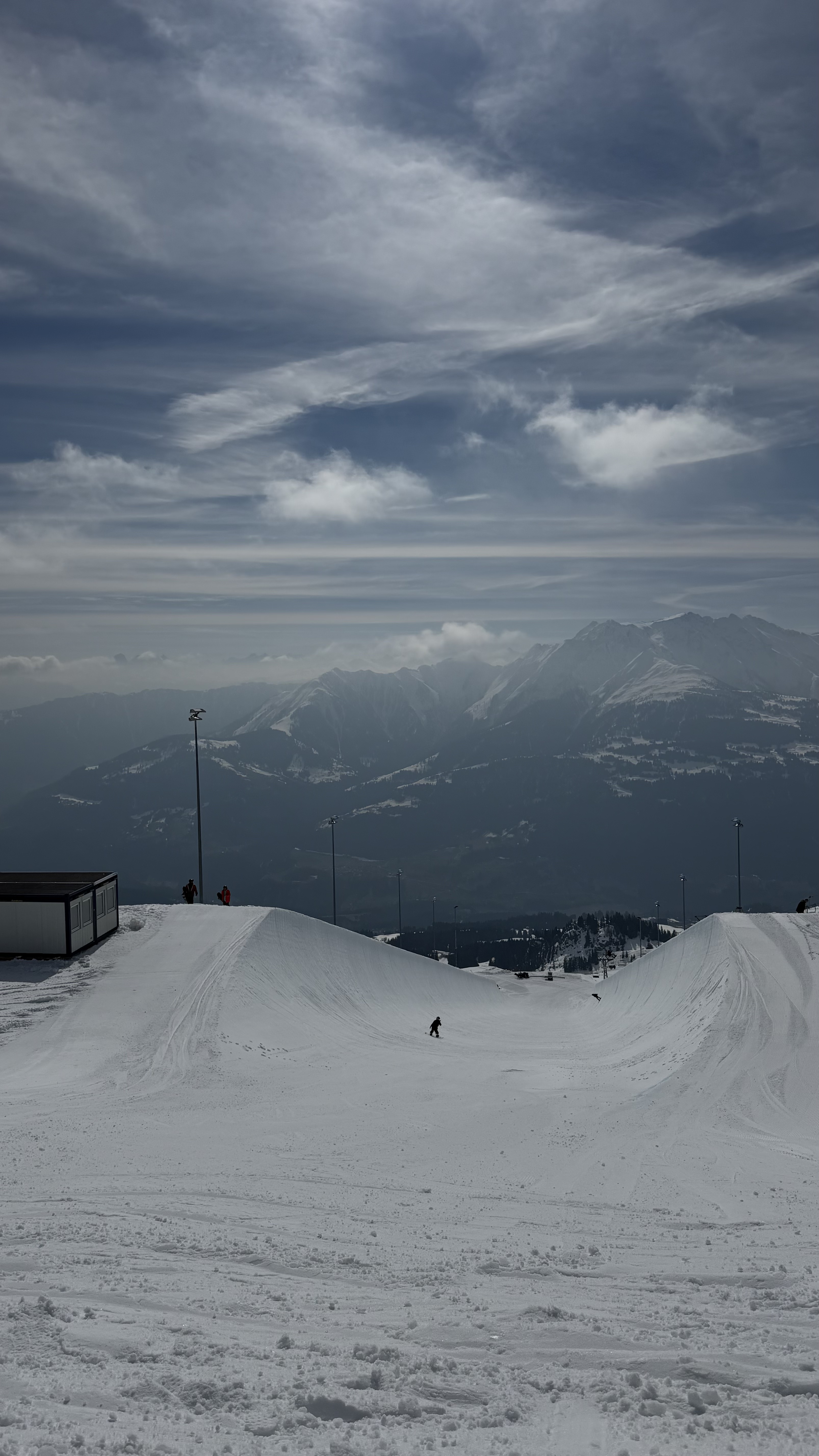 Halfpipe de Laax, vue panoramique sur les Alpes